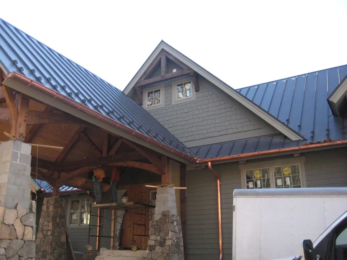 Craftsman Roofing team delivering quality roofing work in Pinellas Point
